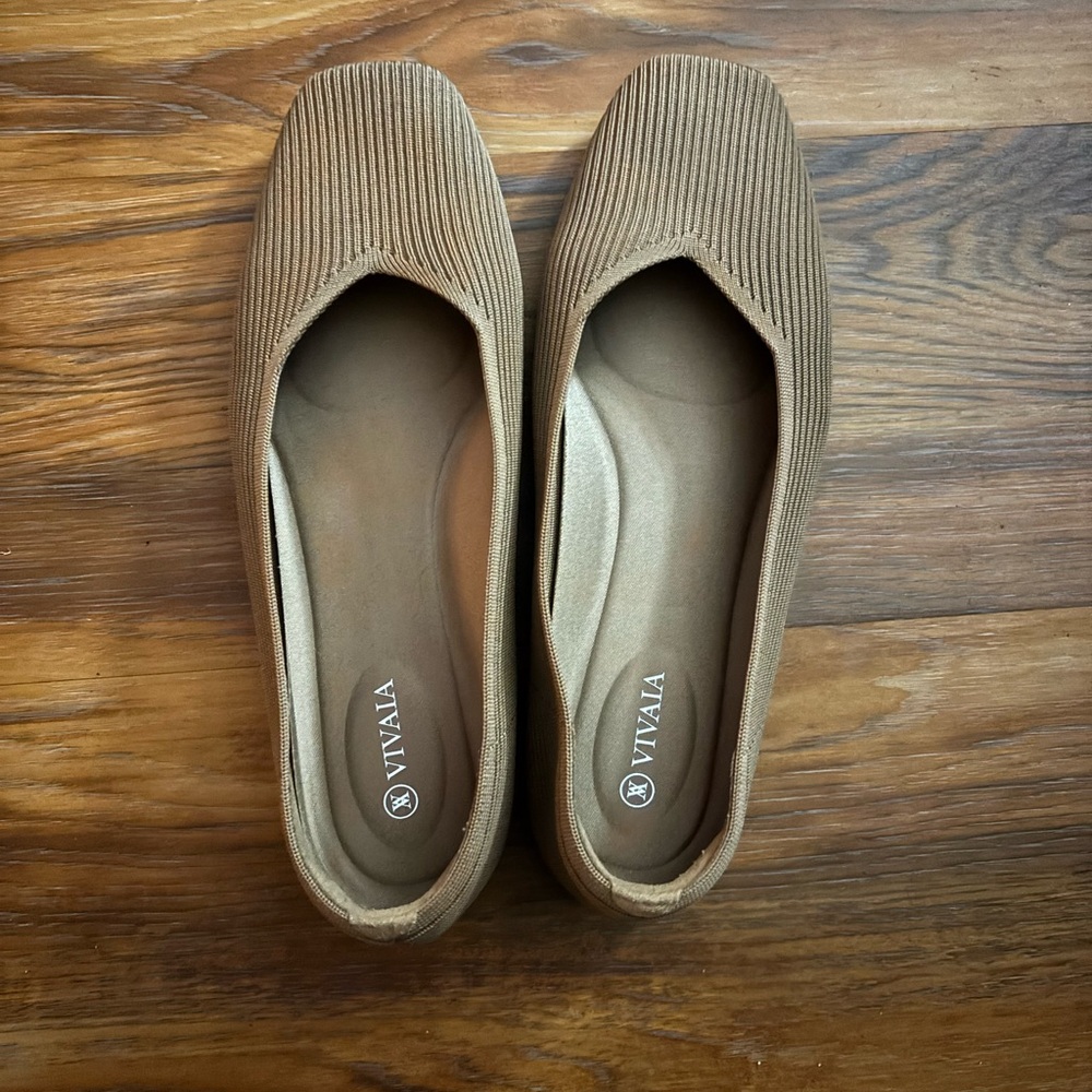 VIVAIA Women's Brown Loafers (SOLD)